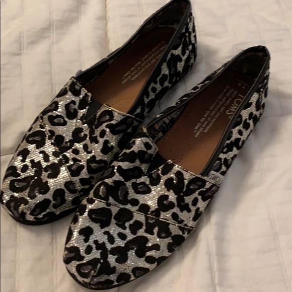 Toms Shoes - Glitter leopard print Tom’s